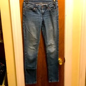 Levi’s skinny jeans size 0 s/c